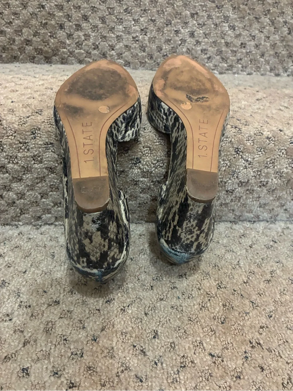 Pointed D’Orsay Flats in Snake Print (Beige/Black)